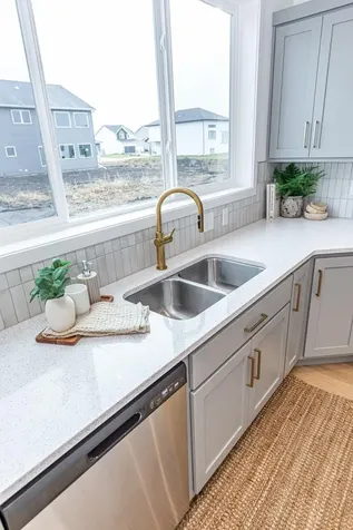 6720 30 Street S Fargo ND 58104