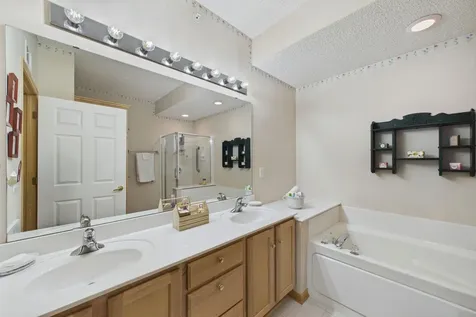 625 Wesley Commons Drive Golden Valley MN 55427