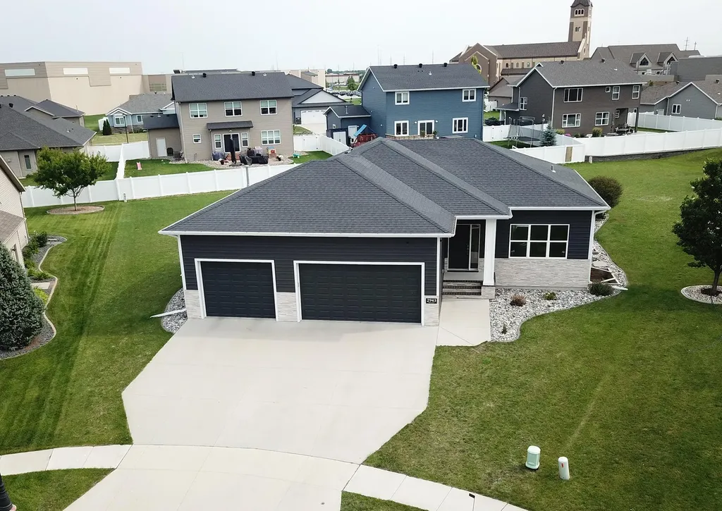 2943 6th Street E West Fargo ND 58078