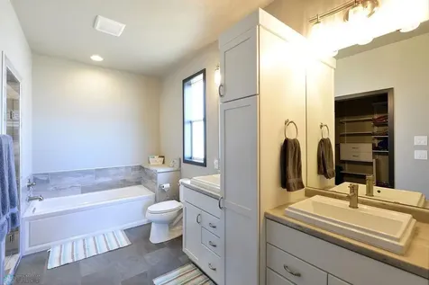 2943 6th Street E West Fargo ND 58078