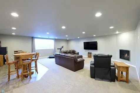 2943 6th Street E West Fargo ND 58078