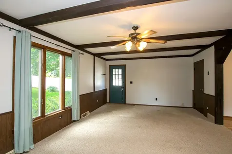 131 Elm Street E Norwood Young America MN 55368
