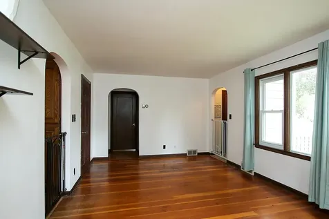 131 Elm Street E Norwood Young America MN 55368