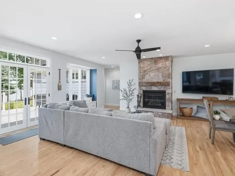 732 Old Beach Lane Waconia MN 55387