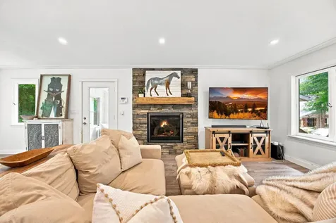 4065 Mcandrews Road Rosemount MN 55068