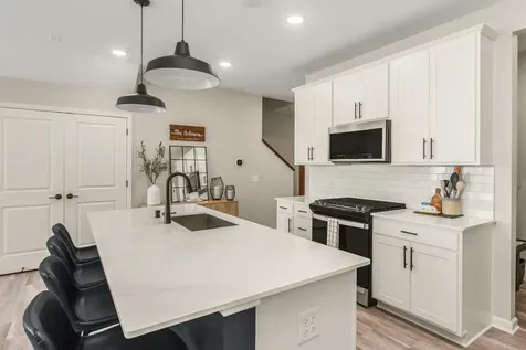 9607 4th Street N Lake Elmo MN 55042