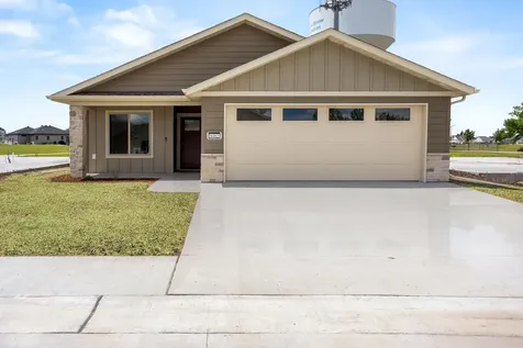 6456 Brekke Way S Fargo ND 58104