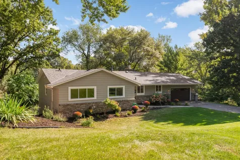 230 Maple Island Road Burnsville MN 55306