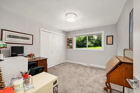 230 Maple Island Road Burnsville MN 55306