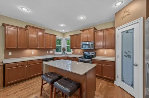 20685 Frost Court Lakeville MN 55044