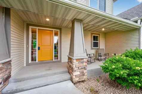 20685 Frost Court Lakeville MN 55044