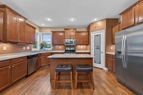 20685 Frost Court Lakeville MN 55044
