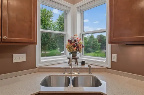 20685 Frost Court Lakeville MN 55044