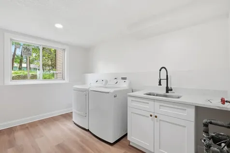 1521 Archwood Road Hopkins MN 55305