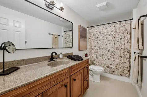1879 Sandbar Circle Waconia MN 55387