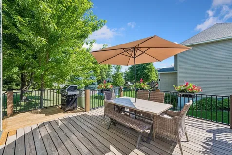 1879 Sandbar Circle Waconia MN 55387