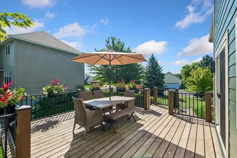1879 Sandbar Circle Waconia MN 55387