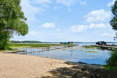 1879 Sandbar Circle Waconia MN 55387