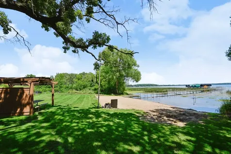 1879 Sandbar Circle Waconia MN 55387