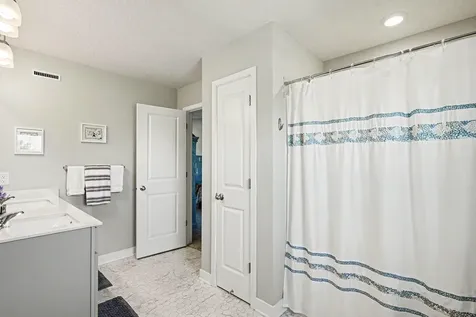 17097 Dysart Place Lakeville MN 55044