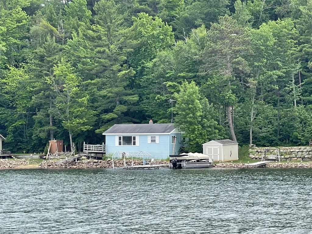 2928 Lake Shore Drive Motley MN 56466