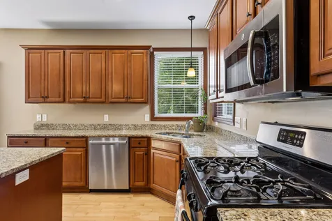 878 104th Lane NE Blaine MN 55434