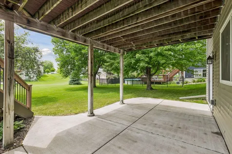 878 104th Lane NE Blaine MN 55434