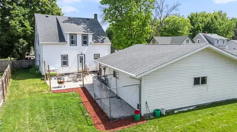 312 S 6th Street Marshall MN 56258