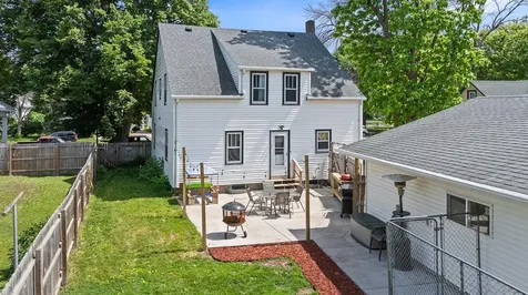 312 S 6th Street Marshall MN 56258