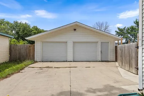 312 S 6th Street Marshall MN 56258