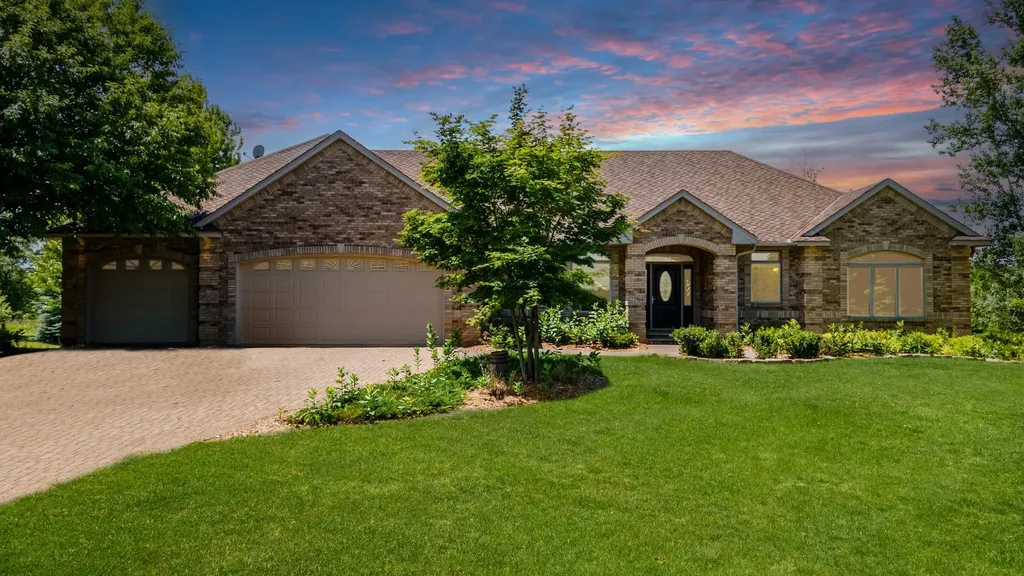 23964 Itasca Avenue Forest Lake MN 55025
