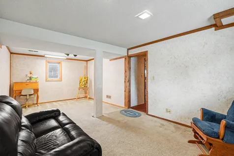 810 Sunny Lane Anoka MN 55303