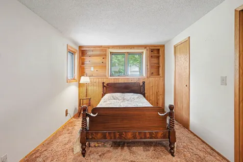 810 Sunny Lane Anoka MN 55303