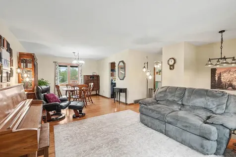 810 Sunny Lane Anoka MN 55303
