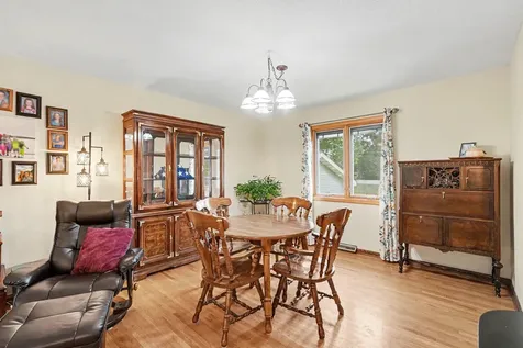 810 Sunny Lane Anoka MN 55303
