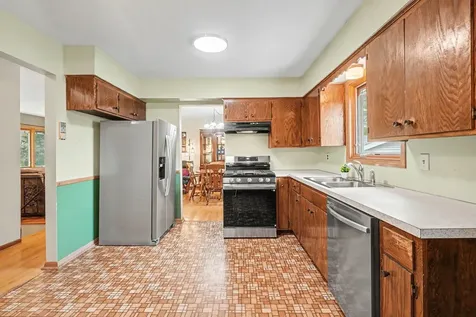 810 Sunny Lane Anoka MN 55303