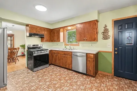 810 Sunny Lane Anoka MN 55303