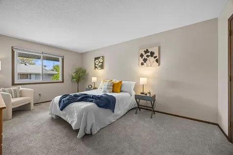 11143 Xavier Road Bloomington MN 55437