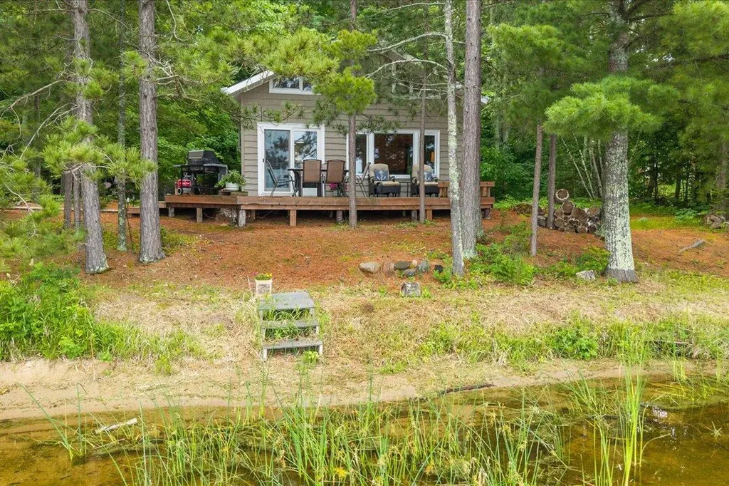 10401 Vermillion Point Drive NE Deer River MN 56636