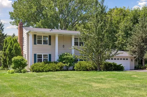 2415 Merrimac Lane N Plymouth MN 55447