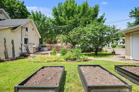 1260 Woodbridge Street Saint Paul MN 55117