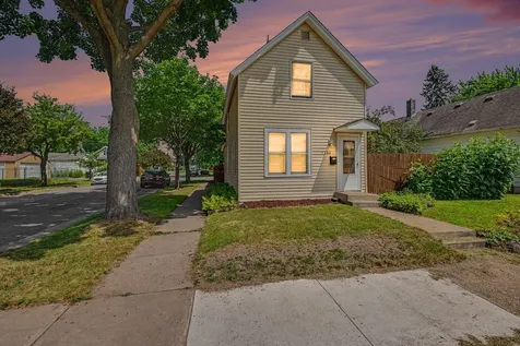 1260 Woodbridge Street Saint Paul MN 55117
