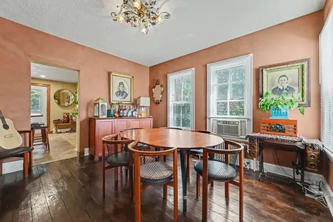 1260 Woodbridge Street Saint Paul MN 55117