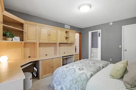 18121 Judicial Way S Lakeville MN 55044