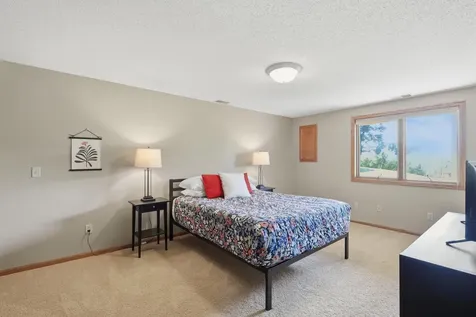 18121 Judicial Way S Lakeville MN 55044
