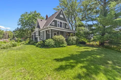 228 Summit Avenue Center City MN 55012
