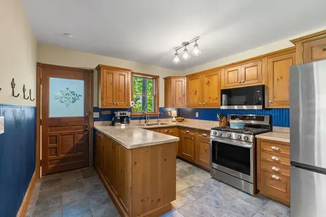 228 Summit Avenue Center City MN 55012