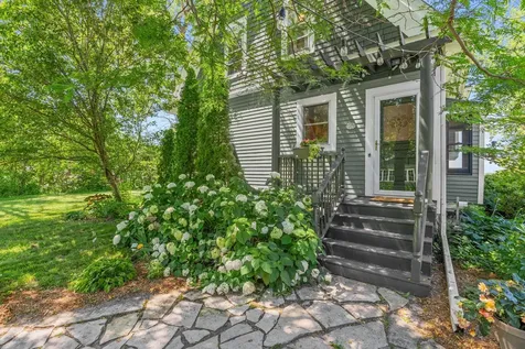 228 Summit Avenue Center City MN 55012