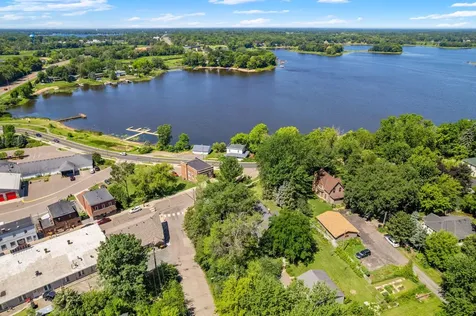 228 Summit Avenue Center City MN 55012