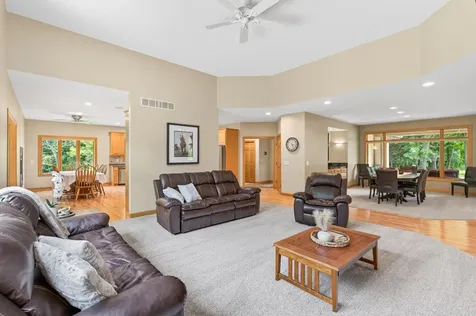 1187 105th Street E Inver Grove Heights MN 55077